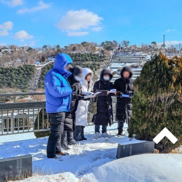 용미리제1묘지 300구역 조성묘에서 손없는날 이장하기 위해 조모님 묘지개장해 드렸는데 육탈이 덜 되셨네요.